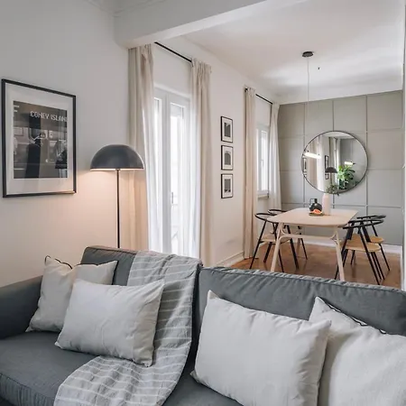 Апартаменты Barnett - 2 Bedrooms And Balcony In Campolide Лиссабон