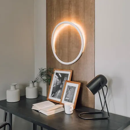 アパート Barnett - 2 Bedrooms And Balcony In Campolide *